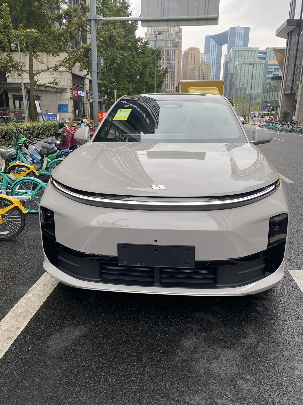 PA视讯 MEGA 高压纯电 MPV